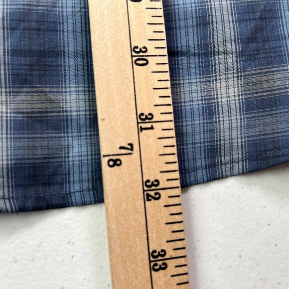 New Van Heusen Traveler Shirt Mens Large Long Sleeve Button Up Blue Plaid Vented - Picture 9 of 9